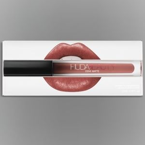 HUDA BEAUTY demi matte cream lipstick SheEO nude